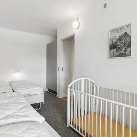 Apartment Bad, Lejl 6 *